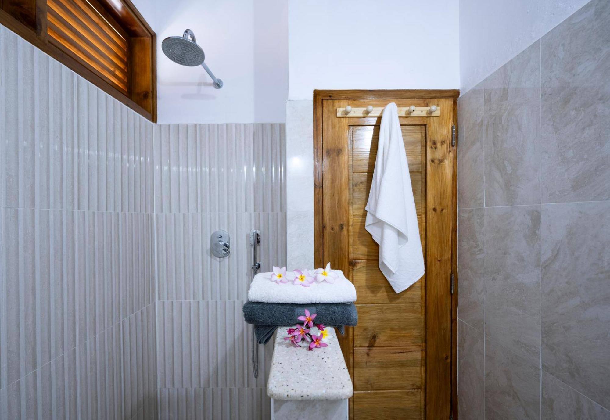 Sunbird Villas Glacis  Екстериор снимка