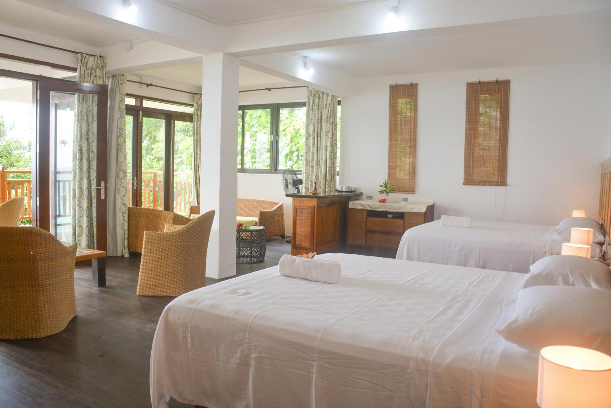Sunbird Villas Glacis  Екстериор снимка